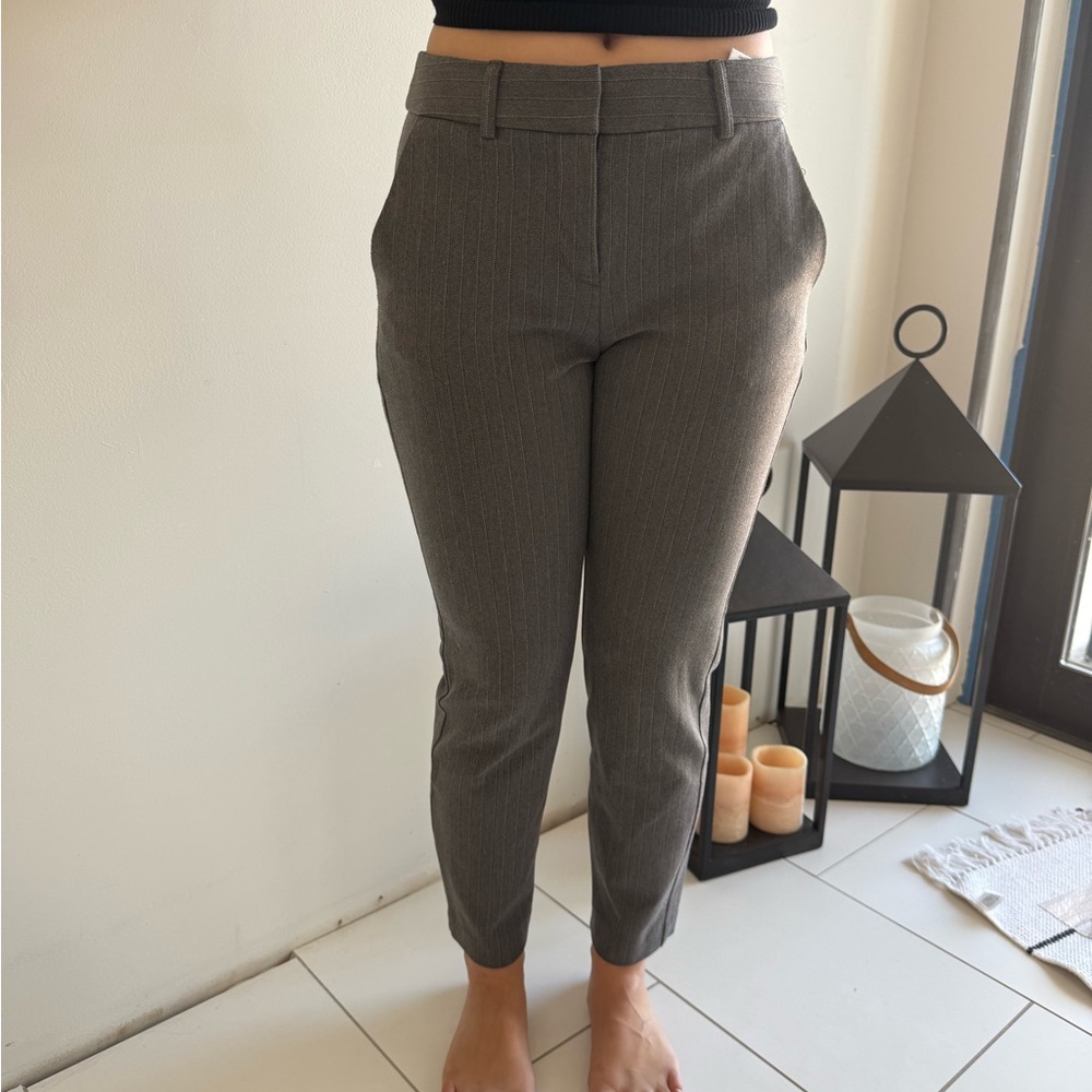 Express Women's Charcoal Pinstripe Cropped Pants
